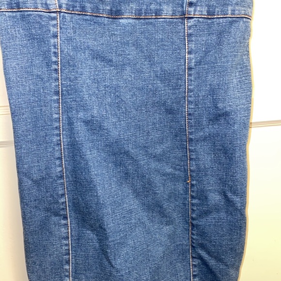 Forever 21 Small Denim Bodycon Mini Dress Ruffled Hem - Picture 5 of 13